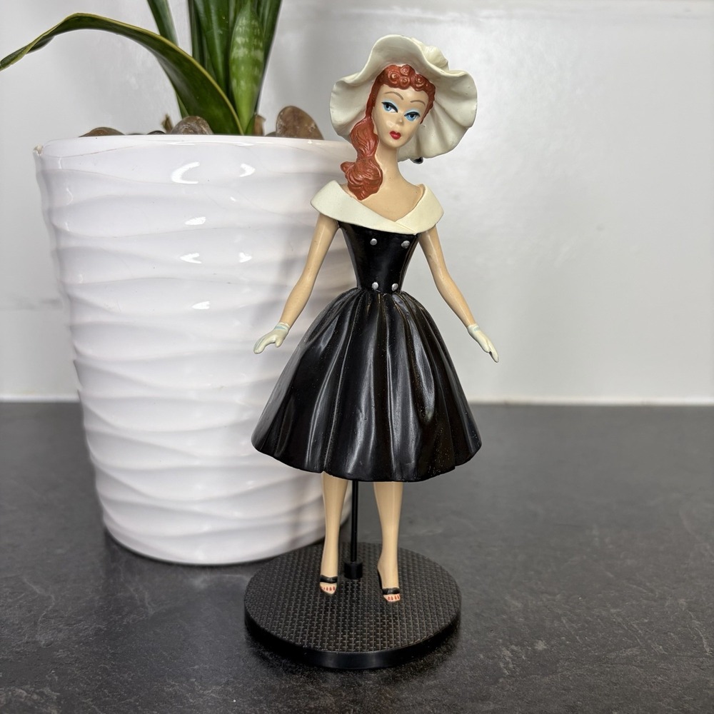1993 Mattel‎ From Barbie with Love 353647 After Five 1962 Enesco Figurine 6.25"